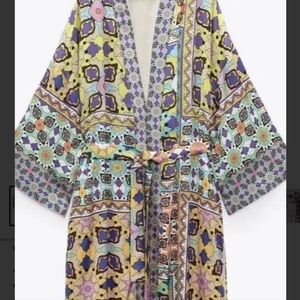 NWT Zara Women's Kimono Robe style VibrantPrint Midi Open Front with Tie Size XS